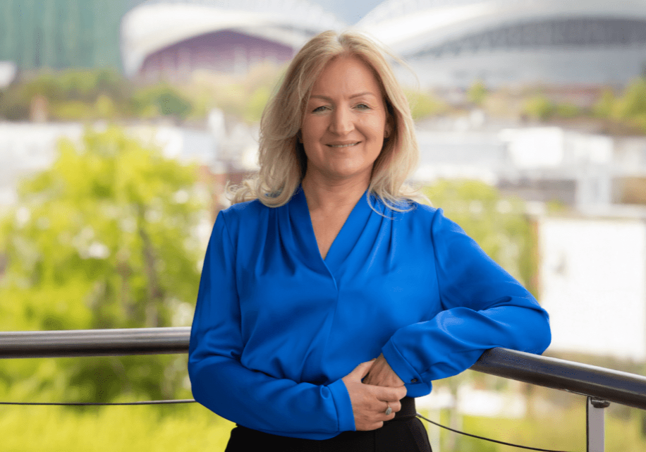 Page-22-USE-Helen-McCormack-Portrait-Photo-High-Quality-scaled-e1709891775764